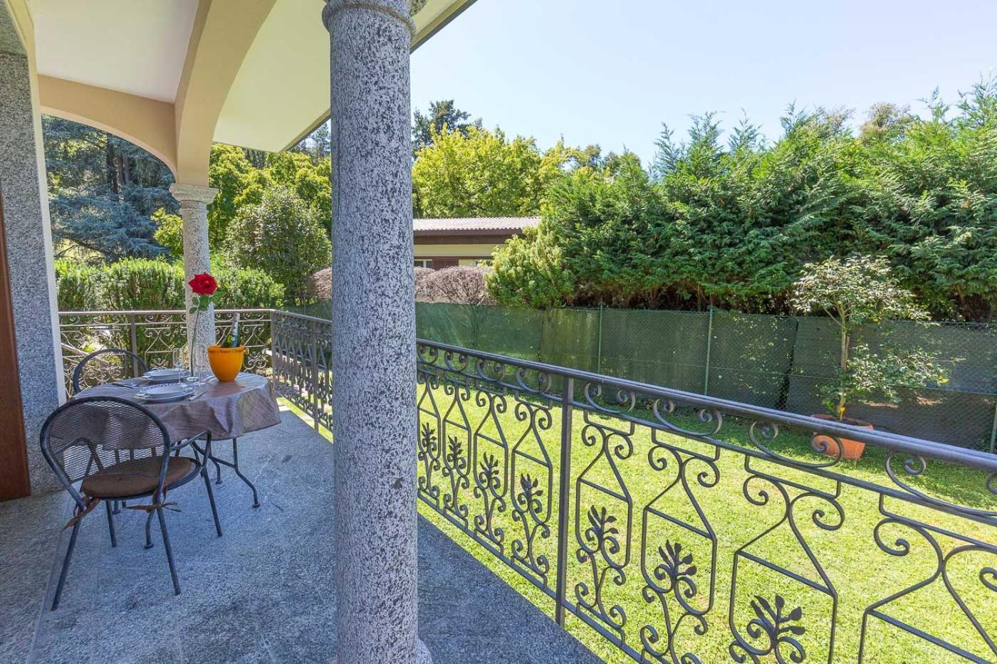 La Petite Dame - Lake Maggiore - 100 M From The Lake Verbania Exterior photo